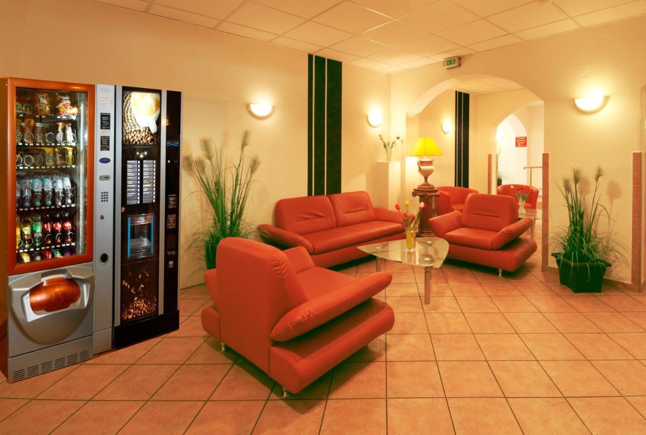 Hotel Constantin Trier Bagian luar foto